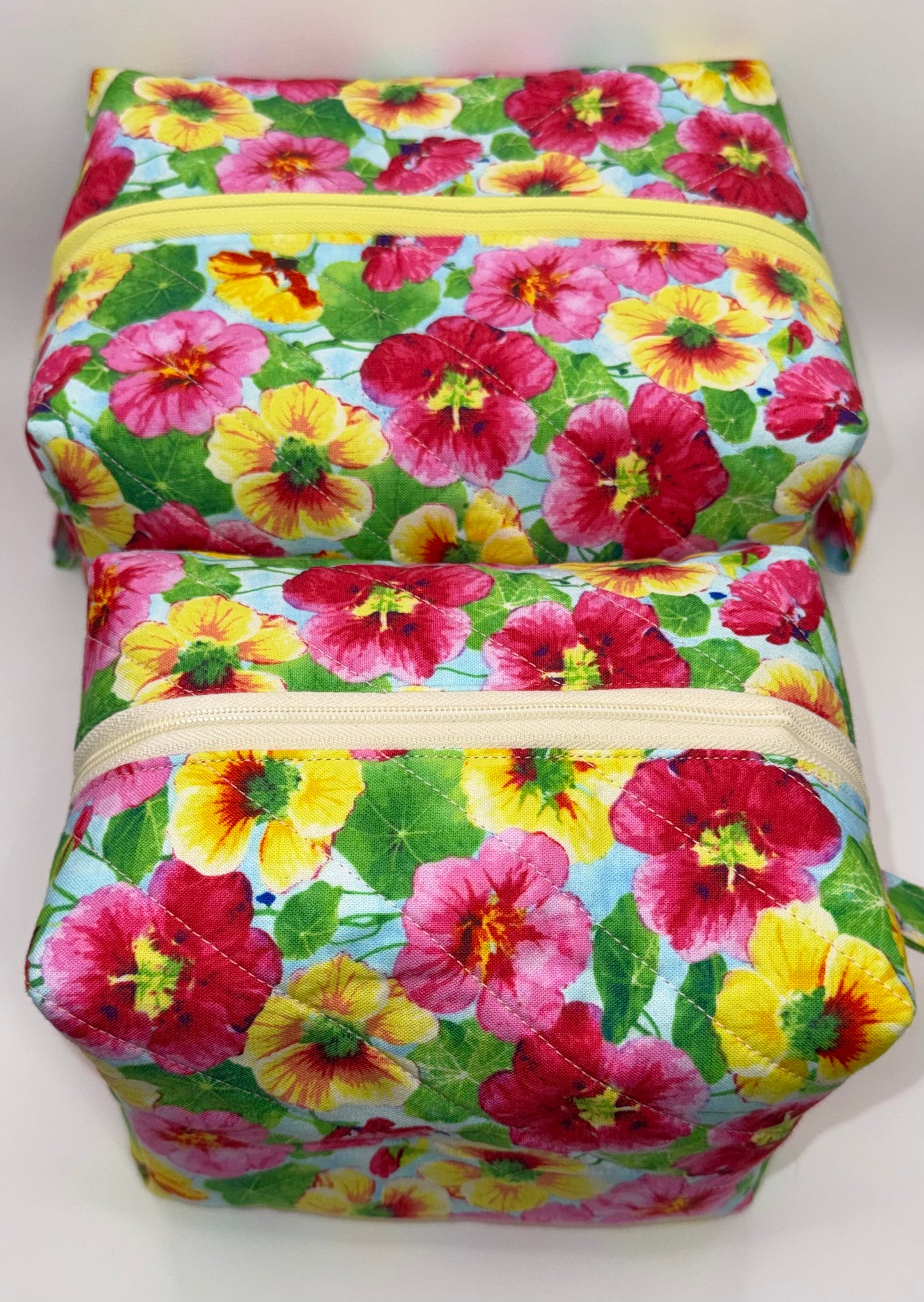 Boxy Makeup Bags Handmade Large Matching Quilted Floral Themed /Toiletry Bags Set Of 2